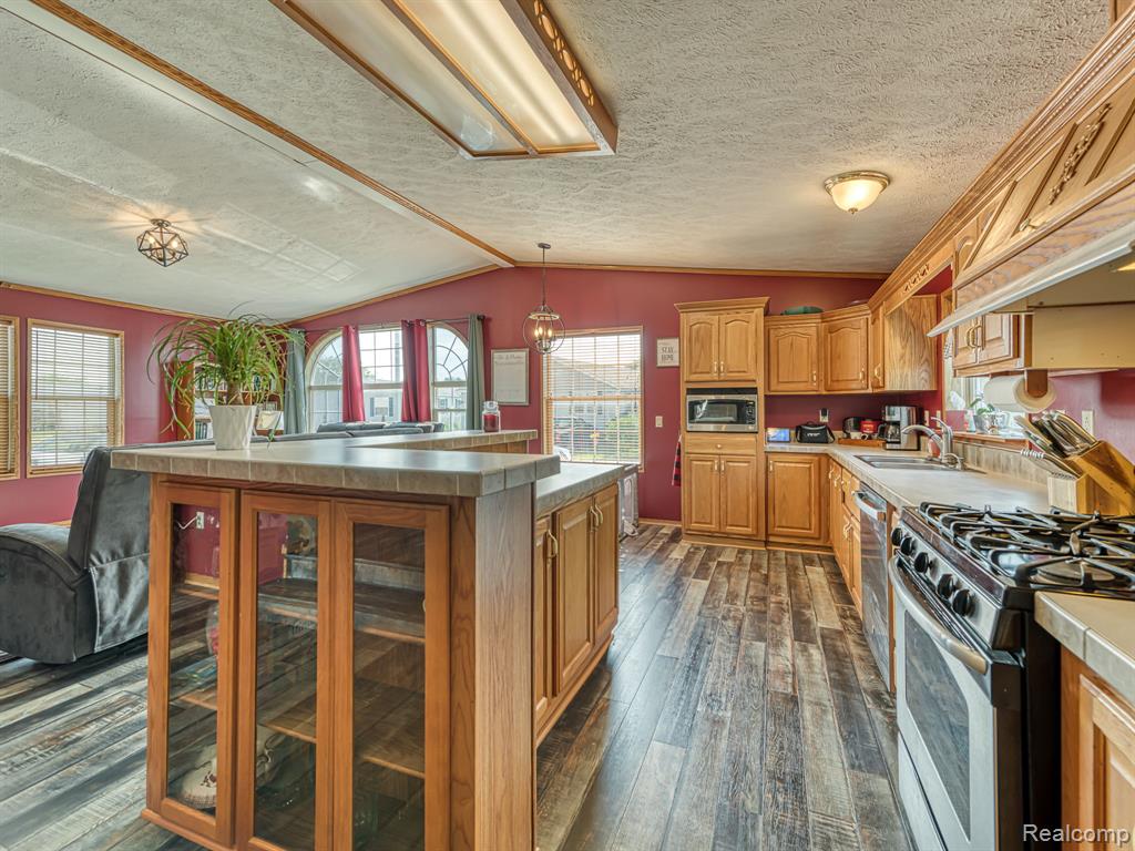 940 Tanner Landing, Monroe, MI 48161 — Photo 4