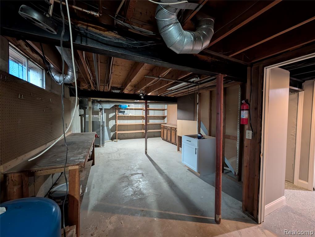 6353 Perry Road, Grand Blanc, MI 48439 — Photo 48