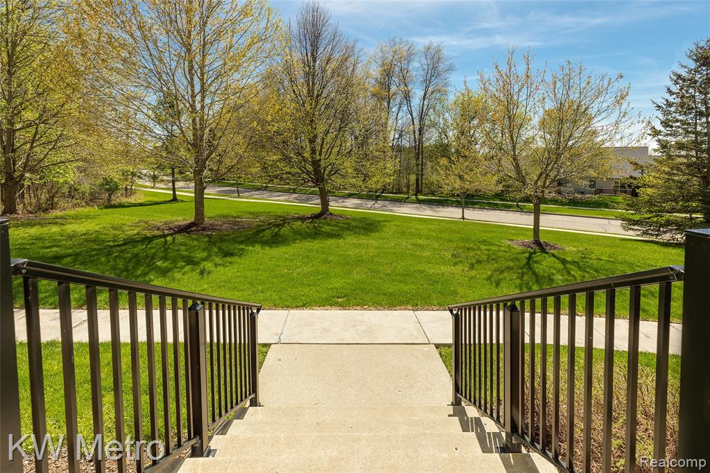 788 EAGLE Drive, Fenton, MI 48430 — Photo 3