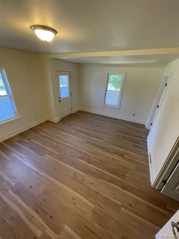 507 Hickory Street, Linden, MI 48451 — Photo 6