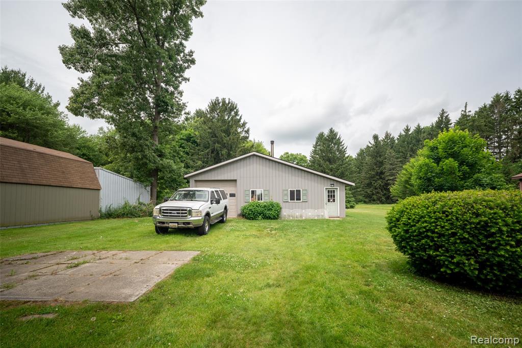 9404 River Road, Algonac, MI 48001 — Photo 29