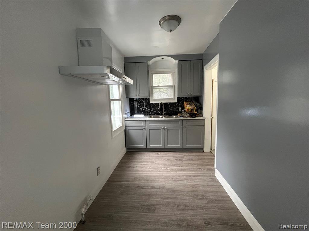 9961 N Rutland, Detroit, MI 48227 — Photo 11