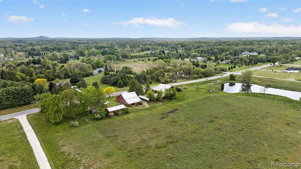 8103 Baldwin Road, Goodrich Vlg, MI — Photo 23