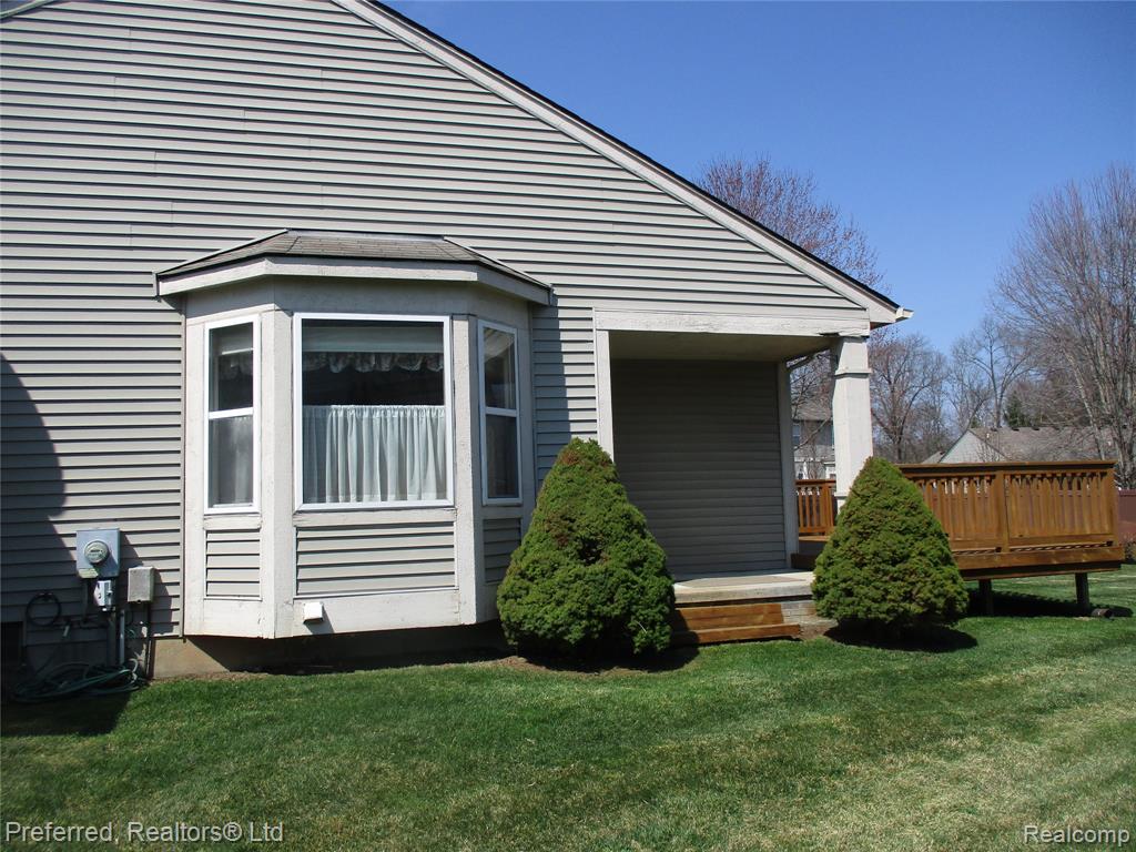 9153 Lakewood Drive, Whitmore Lake, MI 48189 — Photo 28