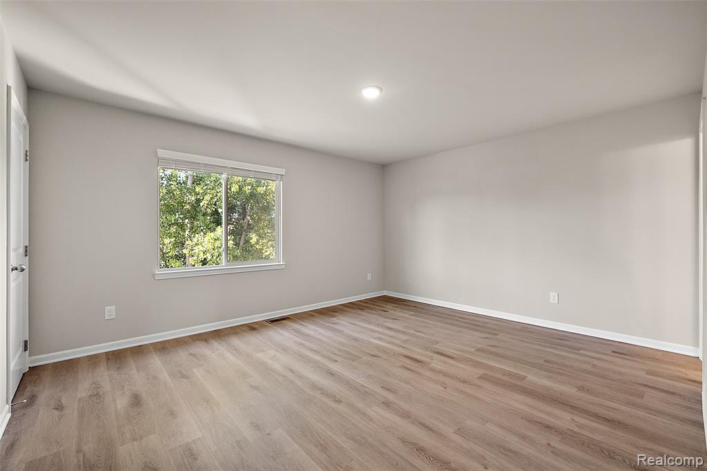 51402 Tides Drive, New Baltimore, MI — Photo 31