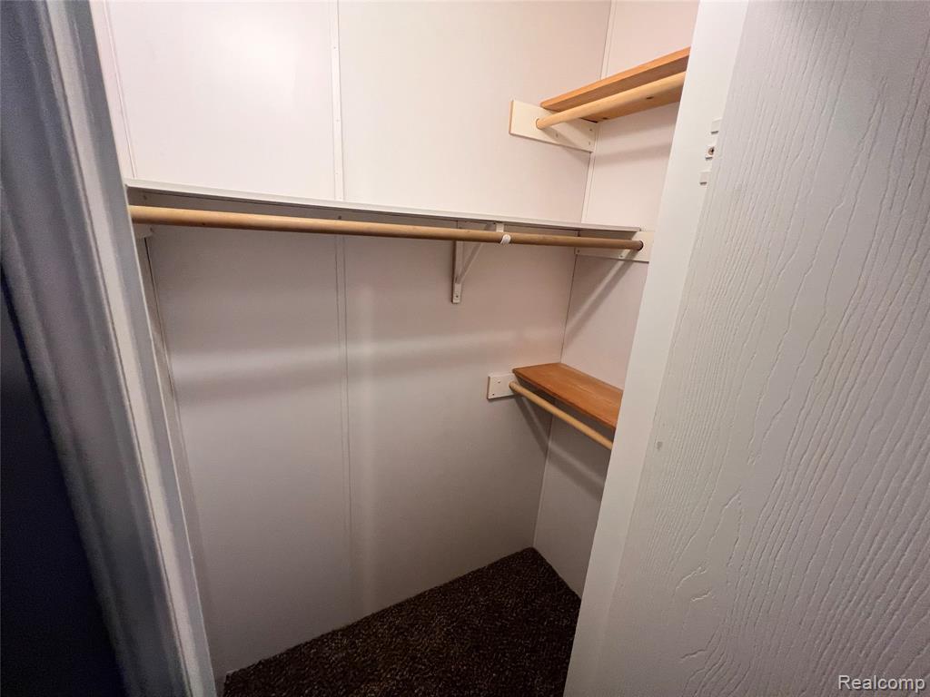 415 Weeping Willow, Flint, MI 48506 — Photo 15