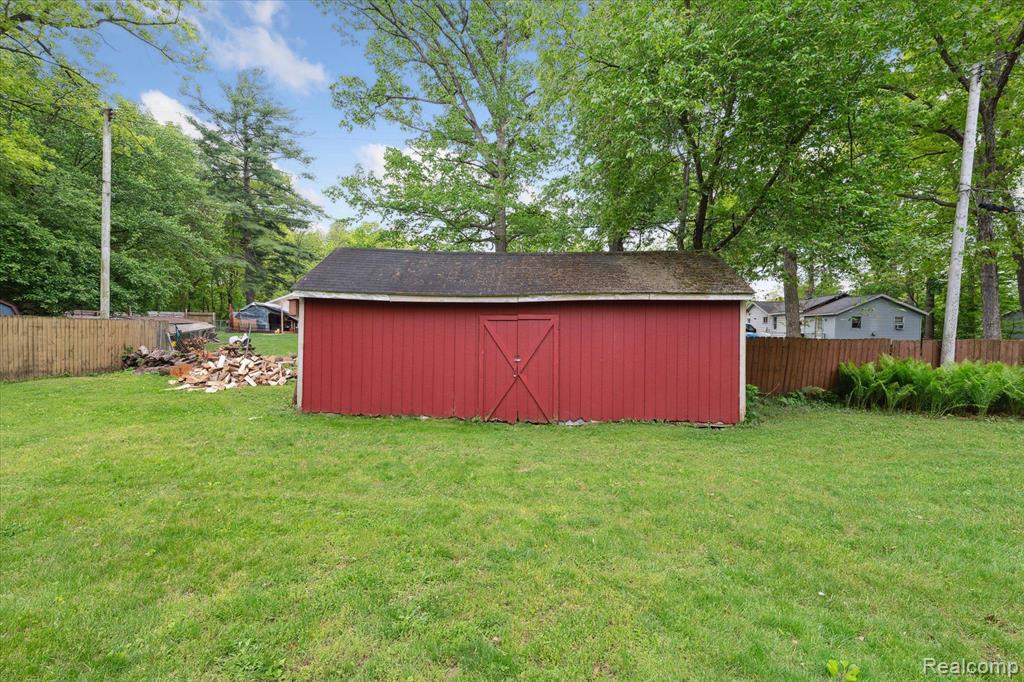 6544 Woodland Road, Whitmore Lake, MI 48189 — Photo 48