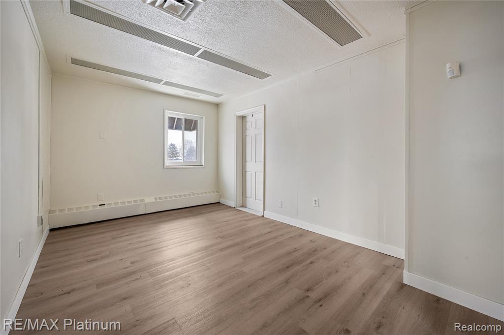 11528 S Saginaw Street, Grand Blanc, MI 48439 — Photo 30