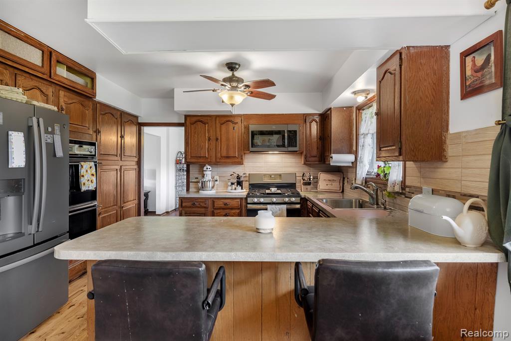 5412 N JENNINGS Road, Flint, MI 48504 — Photo 11