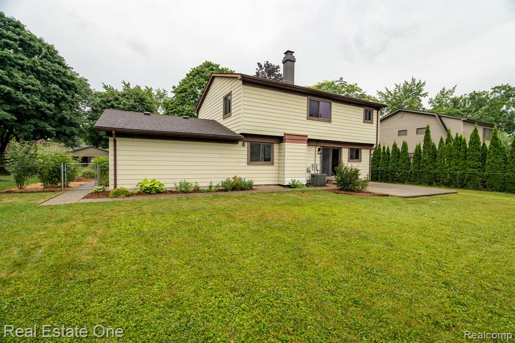 635 RANDALL, Troy, MI 48085 — Photo 34