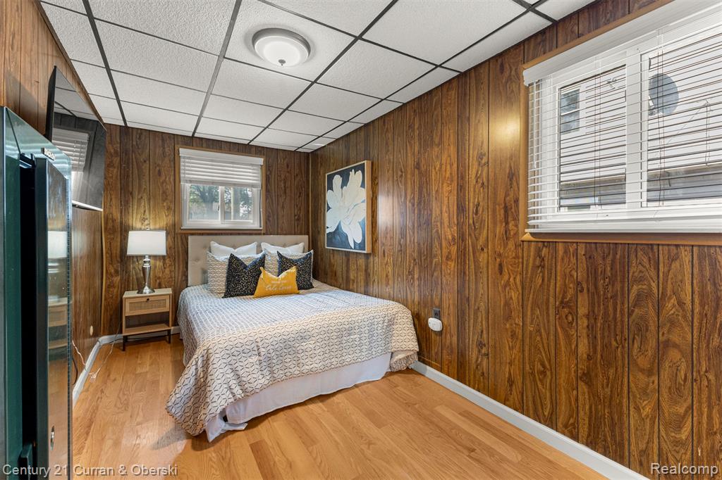 4900 Lakeview Avenue, West Bloomfield, MI 48324 — Photo 11