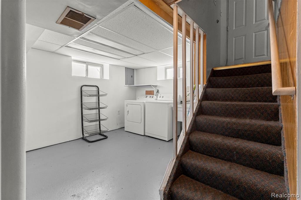 7702 Kendal Street, Dearborn, MI 48126 — Photo 24