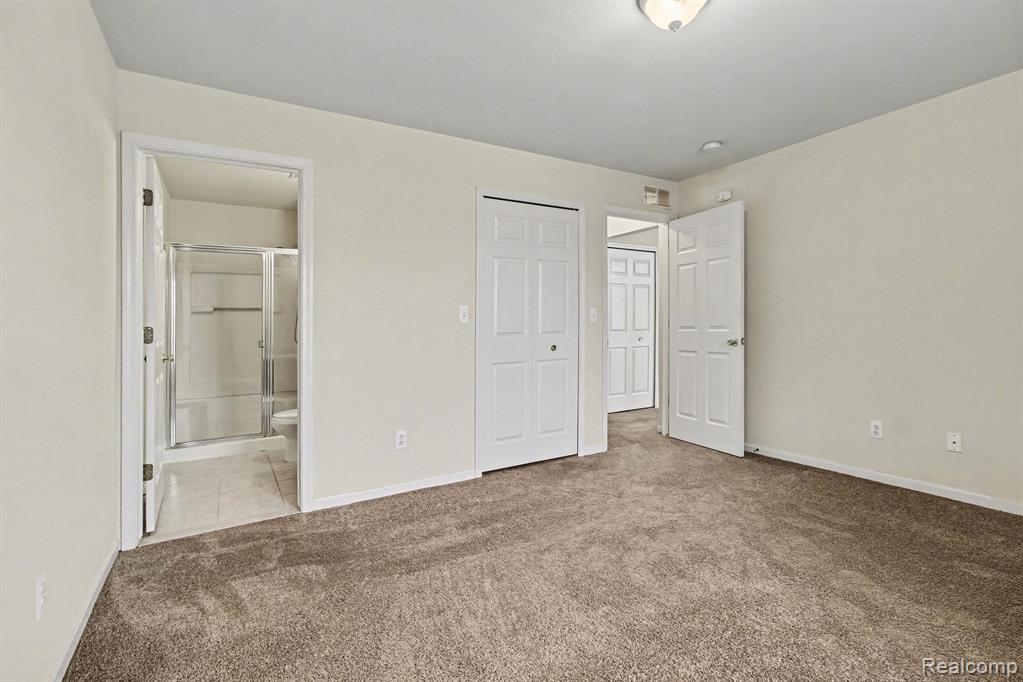 20006 Hidden Oaks Drive, Trenton, MI 48183 — Photo 10
