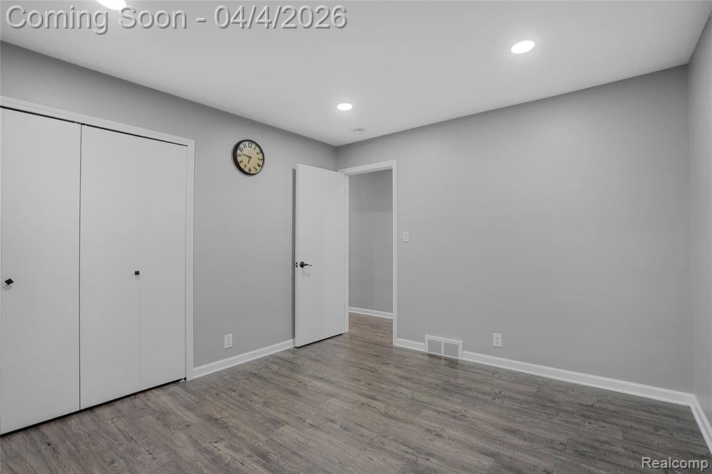 7117 N Evangeline Street, Dearborn Heights, MI 48127 — Photo 19
