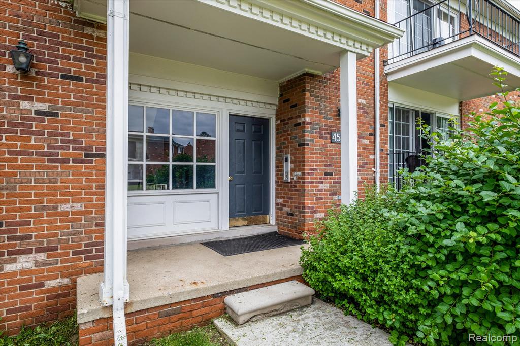 454 Fox Hills N Drive, 5, Bloomfield Hills, MI 48304 — Photo 6