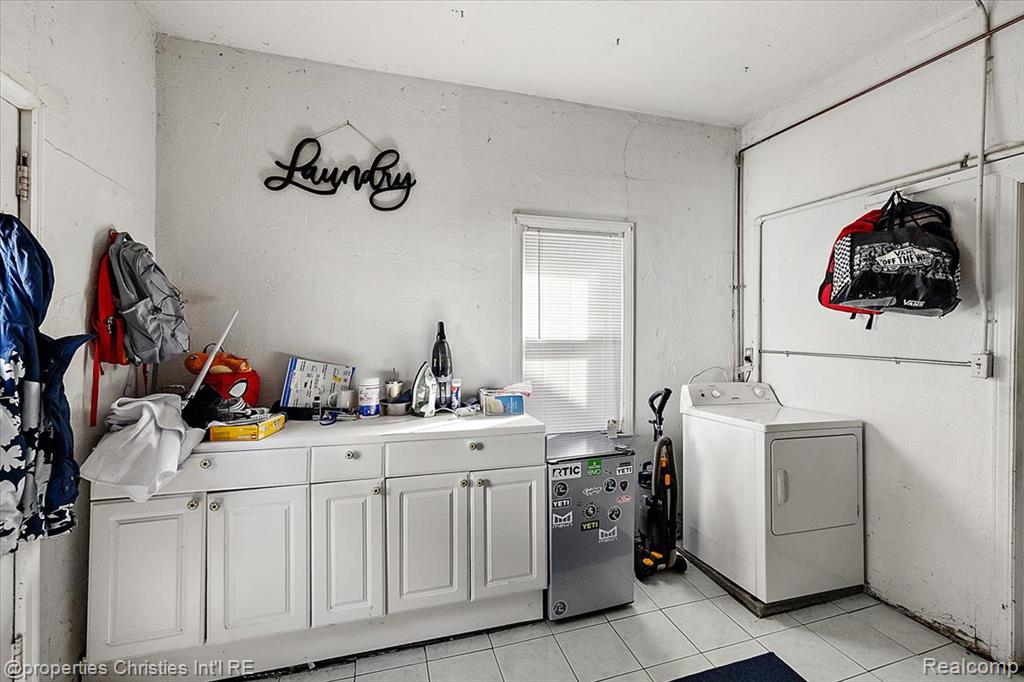 4402 Berkshire Road, Royal Oak, MI 48073 — Photo 23