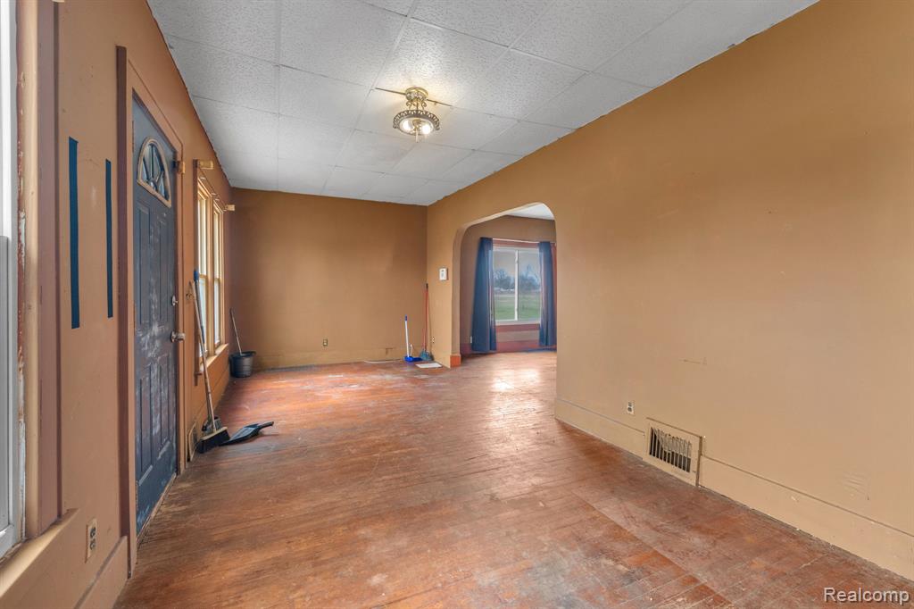 850 Montie Road, Lincoln Park, MI 48146 — Photo 6