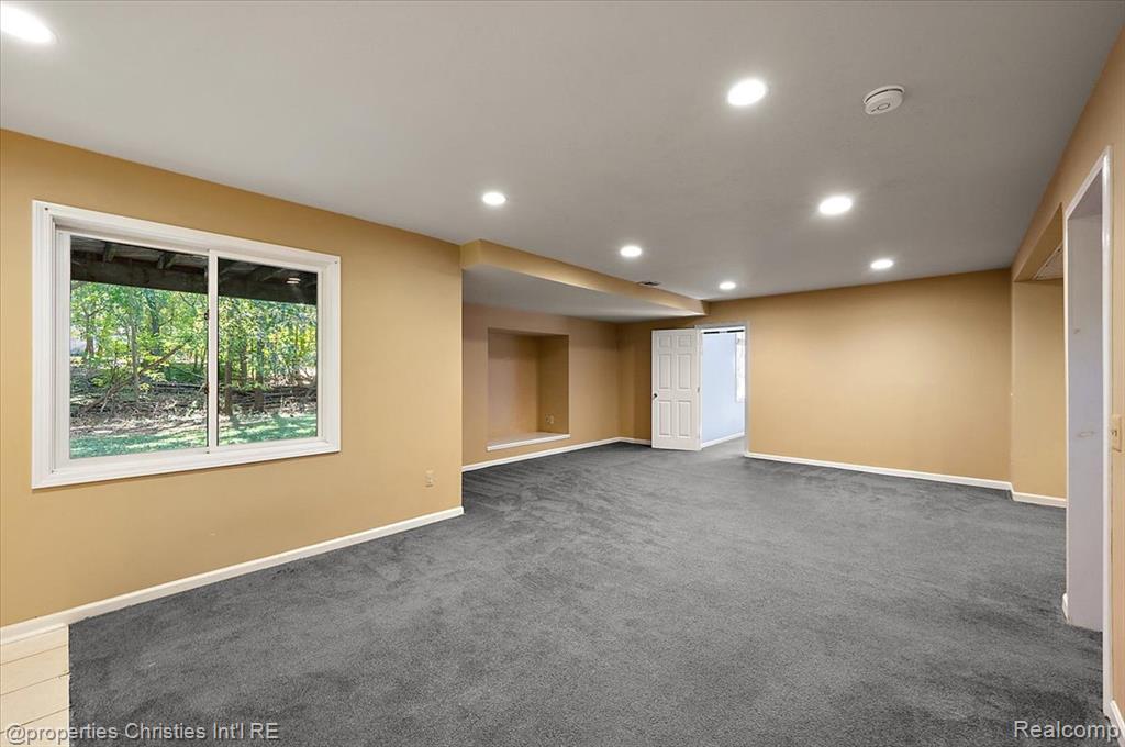6835 High Ridge Road, West Bloomfield, MI 48324 — Photo 58
