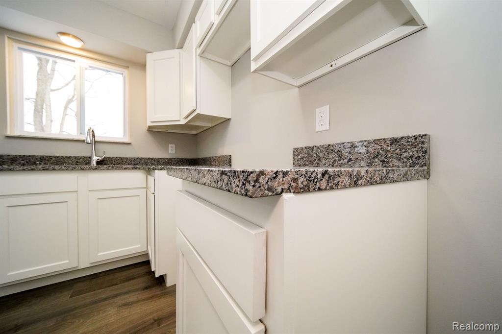 5266 ARGENTINE Road, Howell, MI 48855 — Photo 14
