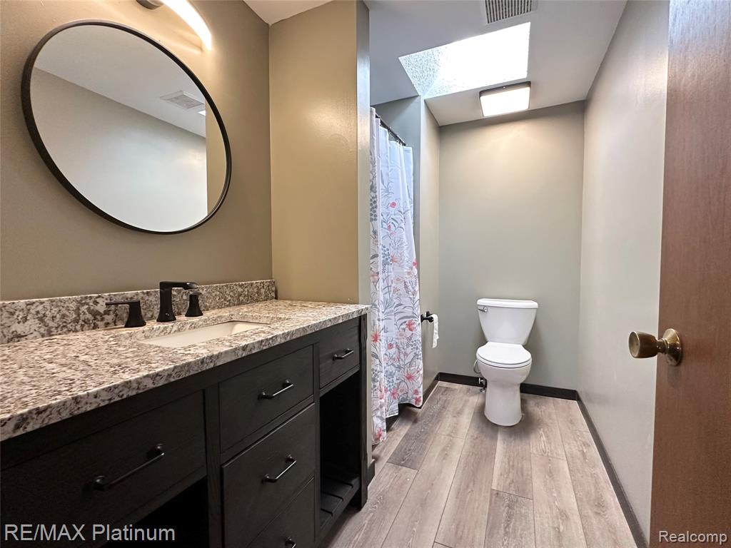 470 Woodstone Road, 33, Waterford, MI 48327 — Photo 21