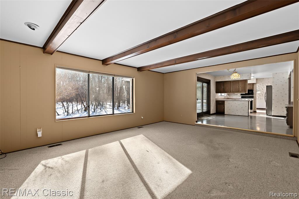 6313 Kiev Street, West Bloomfield, MI 48324 — Photo 22