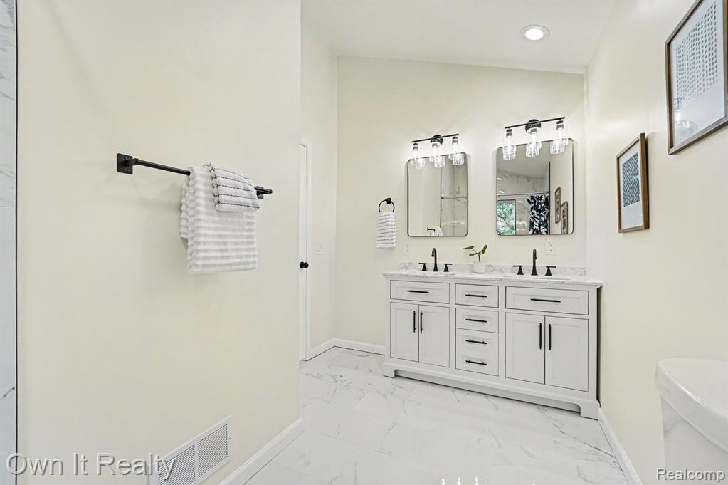 168 Kerby Road, Grosse Pointe Farms, MI 48236 — Photo 23