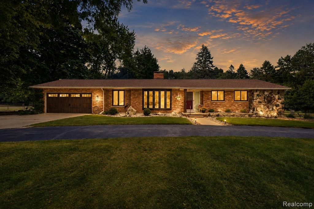 6478 W Stanley Road, Mount Morris, MI 48433