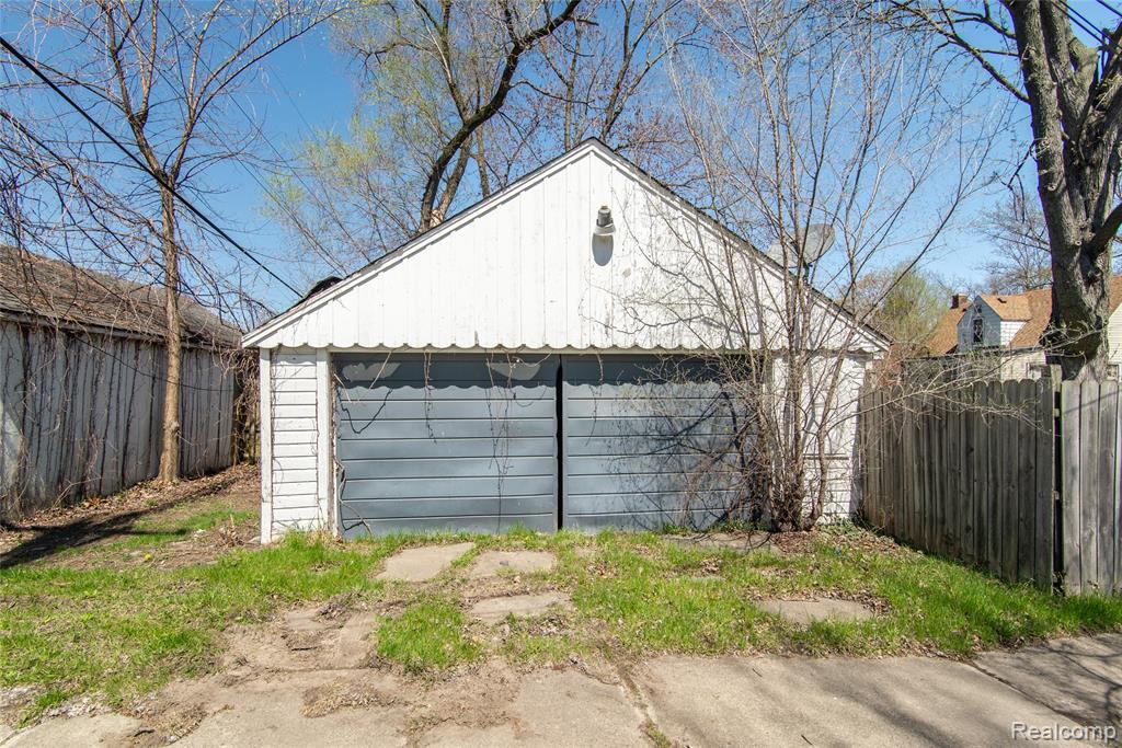 6303 Neff Avenue, Highland Park, MI 48224 — Photo 4