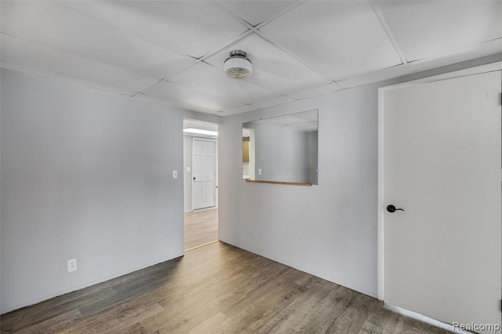 209 W Aldrich Street W, Capac, MI 48014 — Photo 18