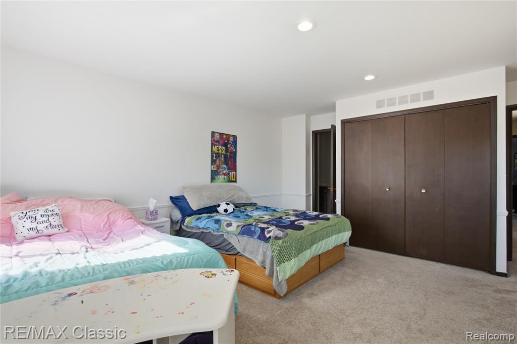 3961 Chablis Street, West Bloomfield, MI 48323 — Photo 31