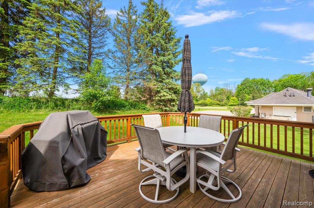 6912 Stonewood Place, 44, Clarkston, MI — Photo 43