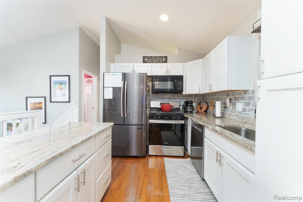 1645 Dartmoor Drive, Howell, MI 48843 — Photo 4