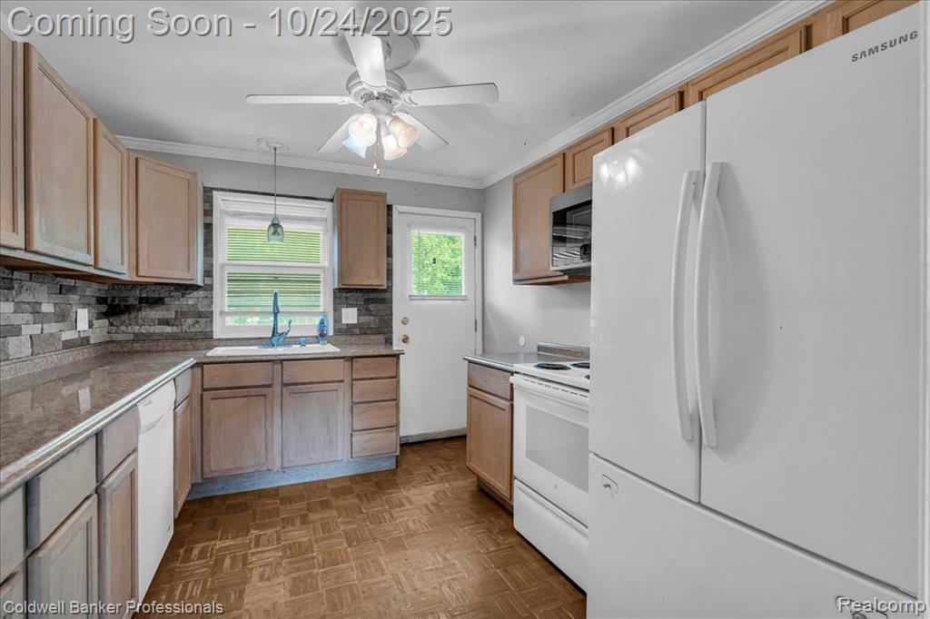 9060 N Sheldon Road, Plymouth, MI 48170 — Photo 5