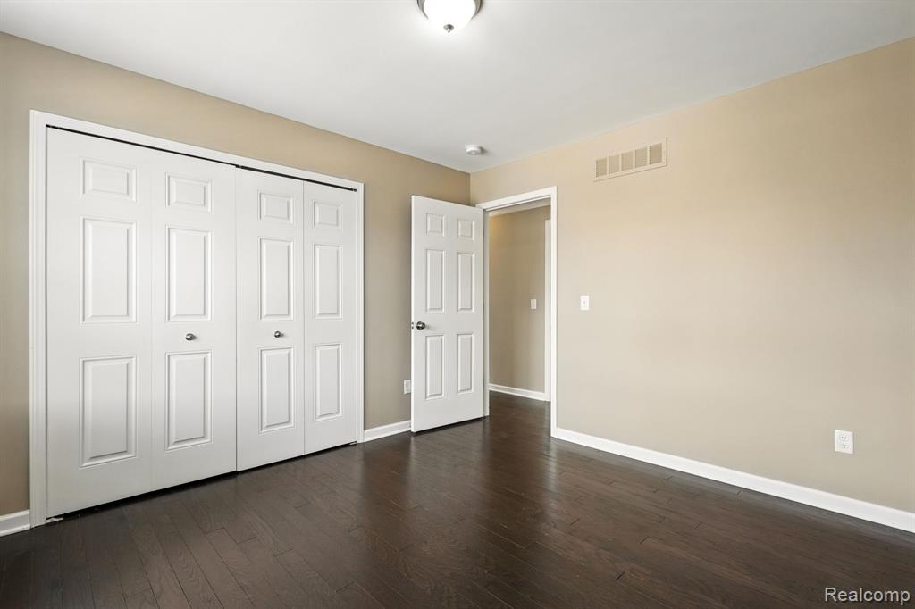 50219 Cheltenham Drive, Macomb, MI 48044 — Photo 21