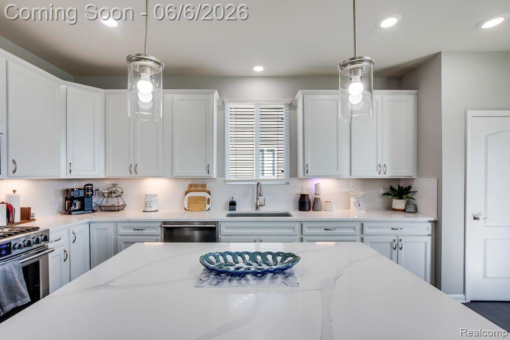 42504 ARBOR Drive, Clinton Twp, MI 48038 — Photo 3
