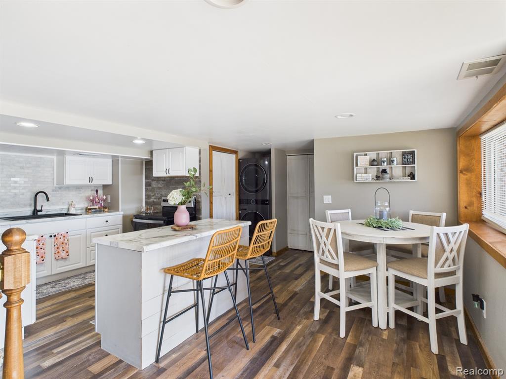 408 Peninsula Drive, Columbiaville, MI 48421 — Photo 12