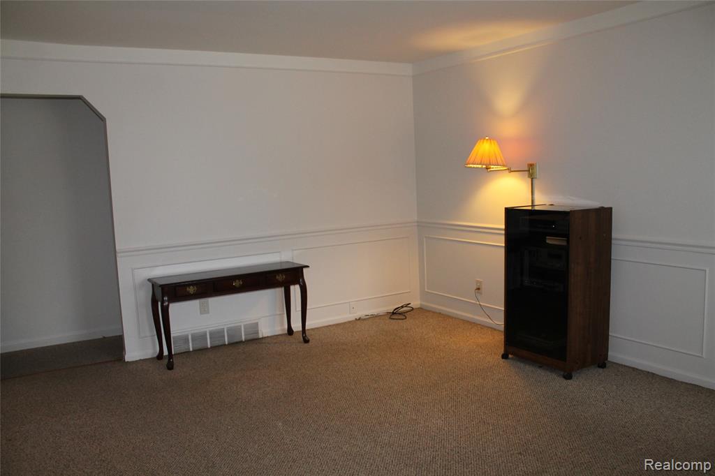 4986 Jackson Street, Trenton, MI 48183 — Photo 7