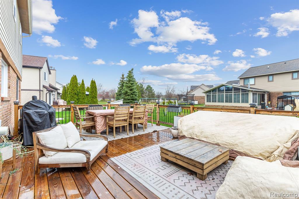 4051 SARAH ANN Drive, Canton, MI 48188 — Photo 8