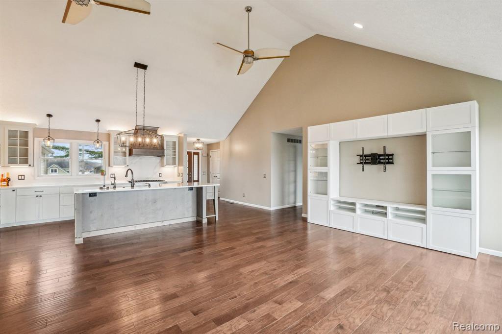 5001 GROVER Drive, Brighton, MI 48116 — Photo 9