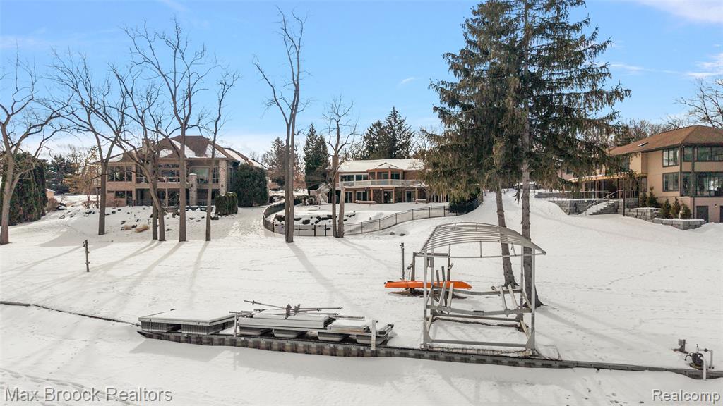 2797 Orchard Place, Orchard Lake Village, MI 48324 — Photo 32