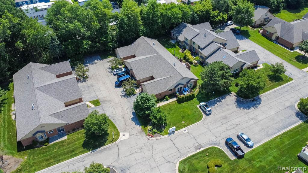 46910 Country Lane, 12, Macomb, MI 48044 — Photo 15