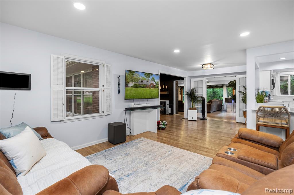 6085 Worlington Road, Bloomfield Hills, MI 48301 — Photo 13