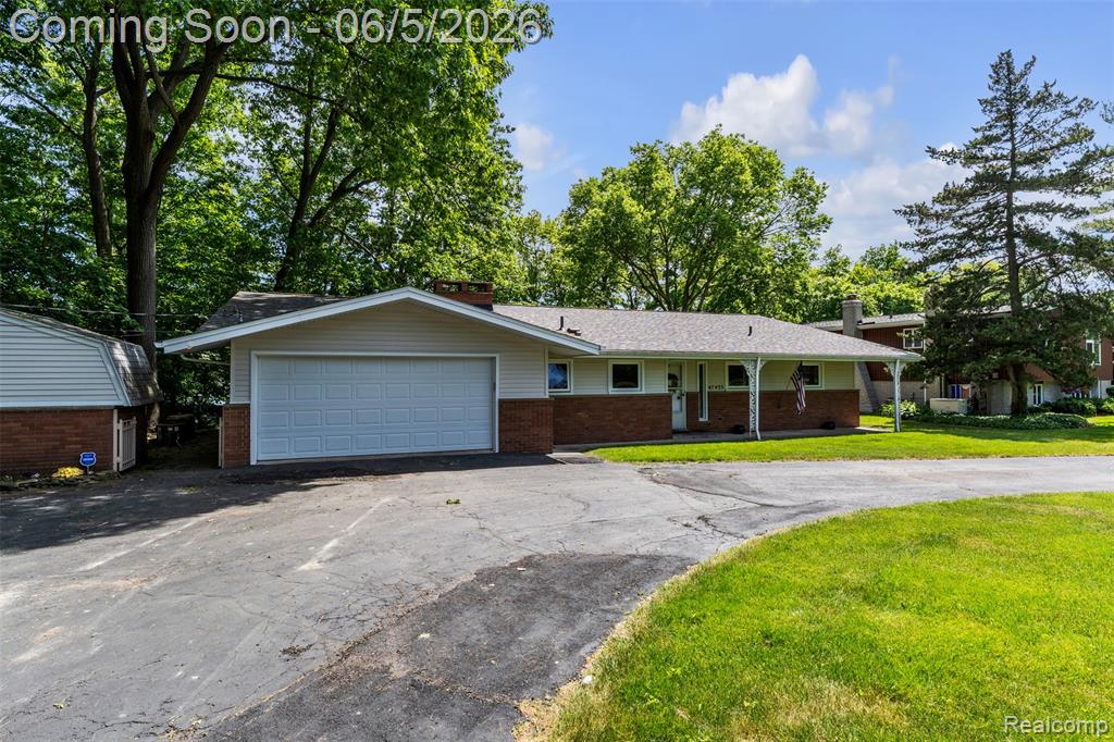 47435 N Shore Drive, Belleville, MI 48111 — Photo 11
