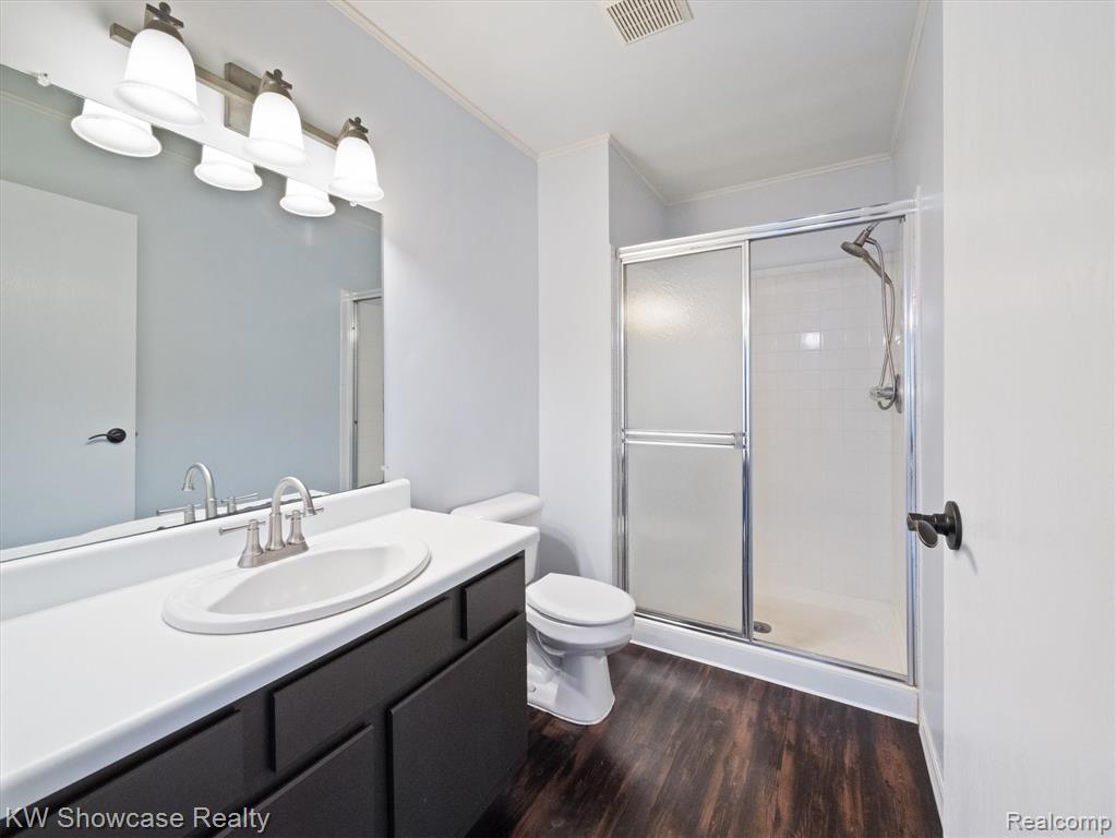 61011 Greenwood Drive, South Lyon, MI 48178 — Photo 18