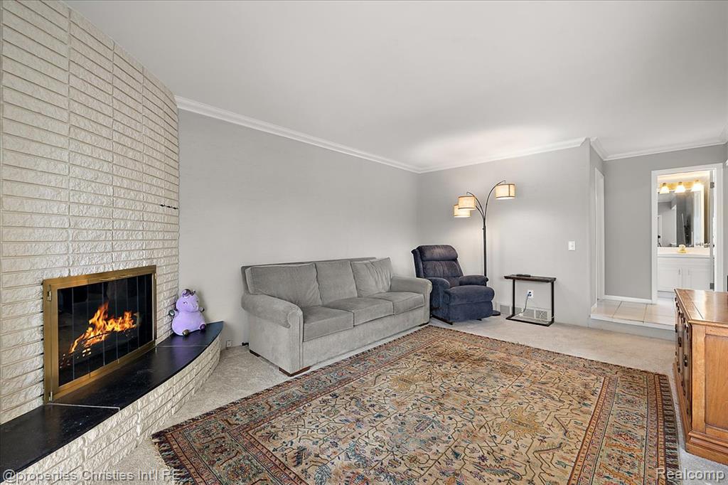 4160 Dawn Lane, West Bloomfield, MI 48323 — Photo 24