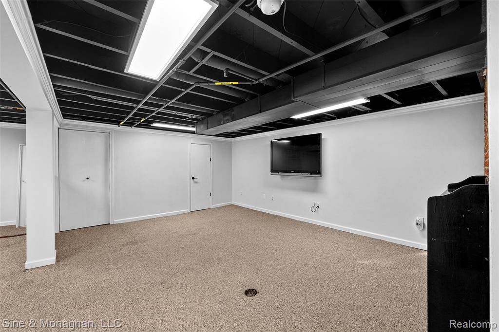 517 Forest Avenue N, Royal Oak, MI 48067 — Photo 32