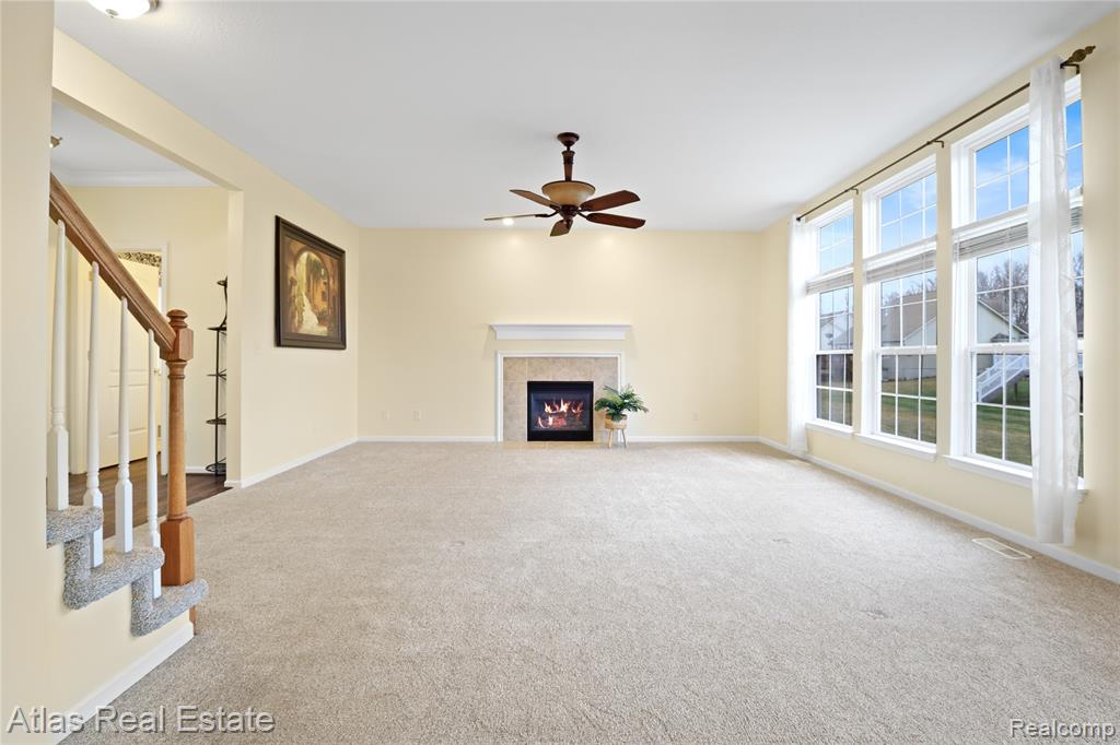 4028 Grand Oaks Court, Burton, MI 48519 — Photo 12