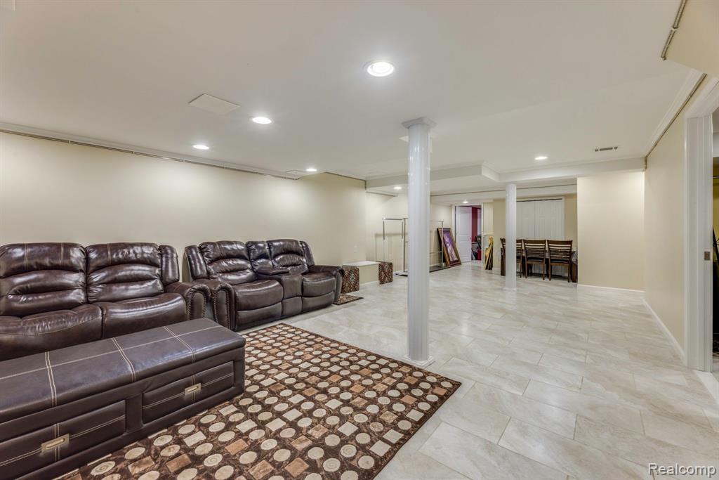 4021 RICHFIELD Drive, Sterling Heights, MI 48314 — Photo 28