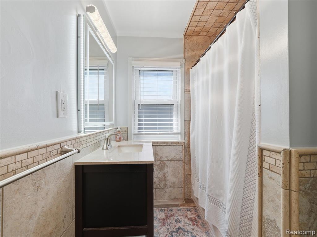 433 Dewey Street, Royal Oak, MI 48067 — Photo 10