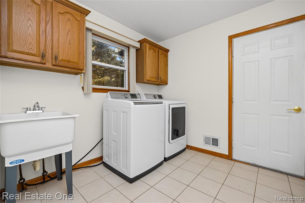 4438 Great Oaks Drive, Grand Blanc, MI 48439 — Photo 26